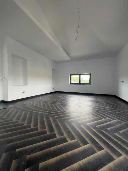 SUPER OCAZIE SE VIND 3 APRTAMENTE DE LUX IN VILA ZONA PARC CAROL COSBUC