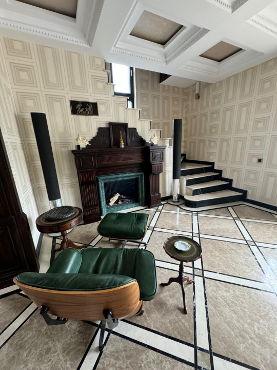 SUPER OCAZIE SE VIND 3 APRTAMENTE DE LUX IN VILA ZONA PARC CAROL COSBUC