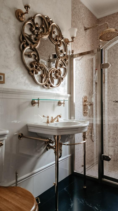 SUPER OCAZIE SE VIND 3 APRTAMENTE DE LUX IN VILA ZONA PARC CAROL COSBUC