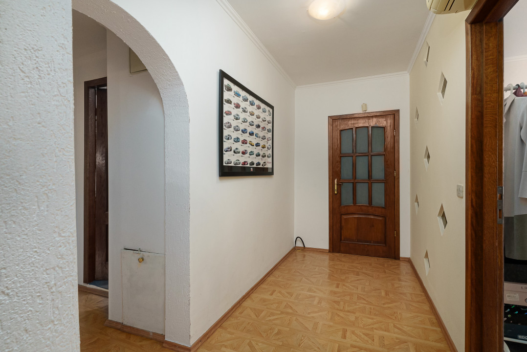 Apartament Decomandat 4 Camere, 98 m², Mobilat, Zona Panduri