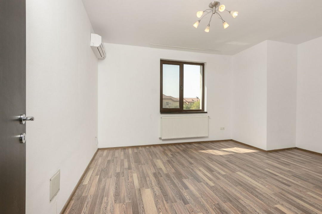 Vilă spațioasă și elegantă în Pipera – zona Porsche / Hotel Alexander