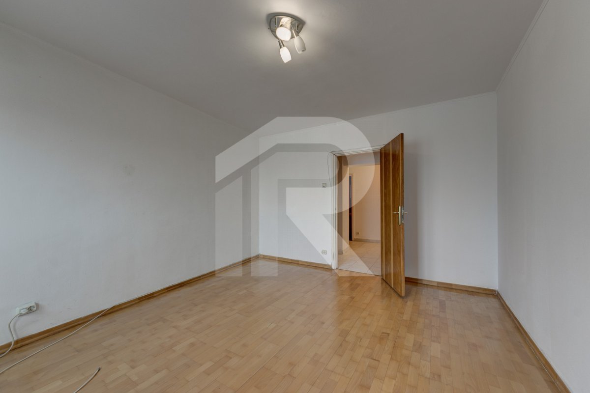 Apartament Nerva Traian, Unirii bloc 2002