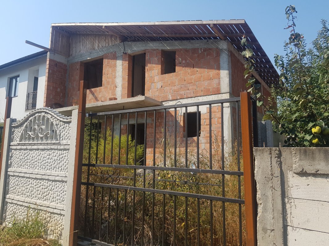Vanzare vila la pret de apartament, in Popesti Leordeni la 5 minute de Bucuresti